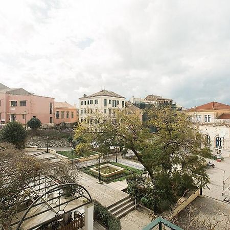 Deluxe Town Hall Square Flat In Historical Center 2 コルフ島 エクステリア 写真